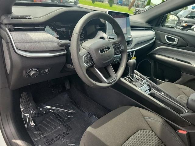 2025 Jeep Compass COMPASS SPORT 4X4