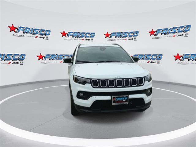 2025 Jeep Compass COMPASS LATITUDE 4X4