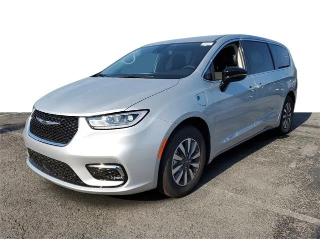 2024 Chrysler Pacifica Hybrid PACIFICA PLUG-IN HYBRID SELECT