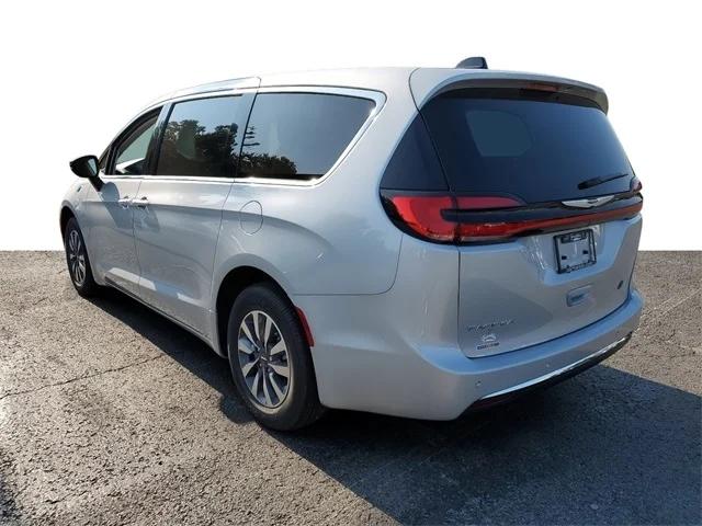 2024 Chrysler Pacifica Hybrid PACIFICA PLUG-IN HYBRID SELECT