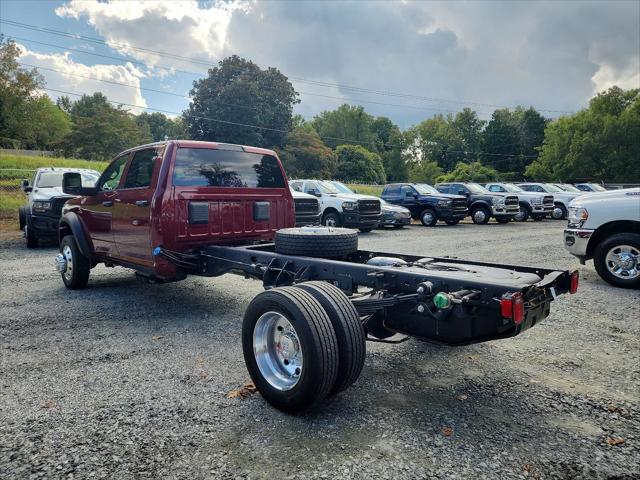 2024 RAM Ram 5500 Chassis Cab RAM 5500 TRADESMAN CHASSIS CREW CAB 4X2 84 CA