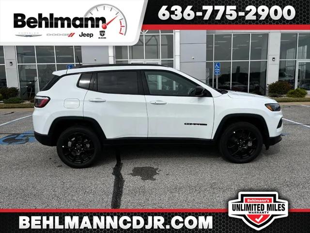 2025 Jeep Compass COMPASS LATITUDE 4X4