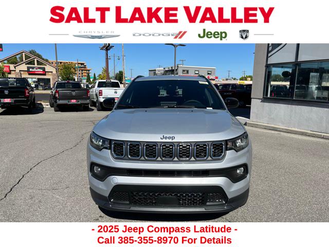 2025 Jeep Compass COMPASS LATITUDE 4X4