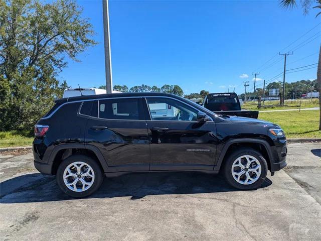 2025 Jeep Compass COMPASS SPORT 4X4