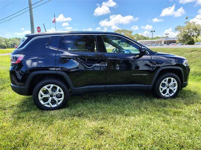 2025 Jeep Compass COMPASS SPORT 4X4