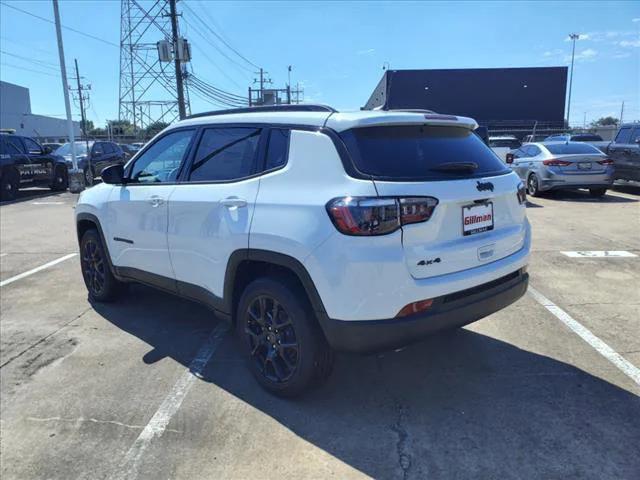 2025 Jeep Compass COMPASS LATITUDE 4X4