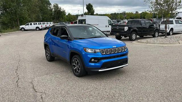 2025 Jeep Compass COMPASS LIMITED 4X4