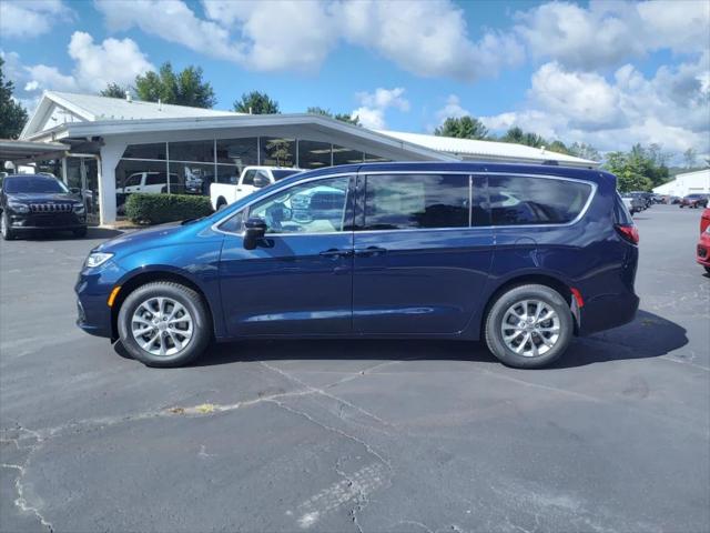 2024 Chrysler Pacifica PACIFICA TOURING L AWD