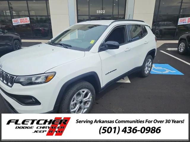 2025 Jeep Compass COMPASS LATITUDE 4X4