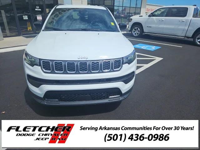 2025 Jeep Compass COMPASS LATITUDE 4X4