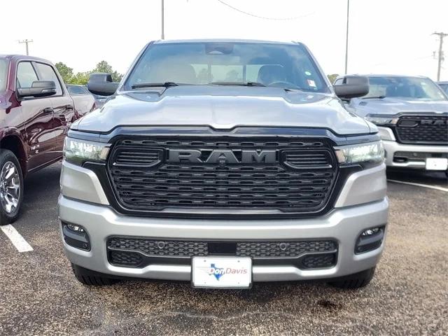 2025 RAM Ram 1500 RAM 1500 TRADESMAN QUAD CAB 4X4 64 BOX