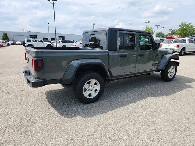 2022 Jeep Gladiator Sport S 4x4