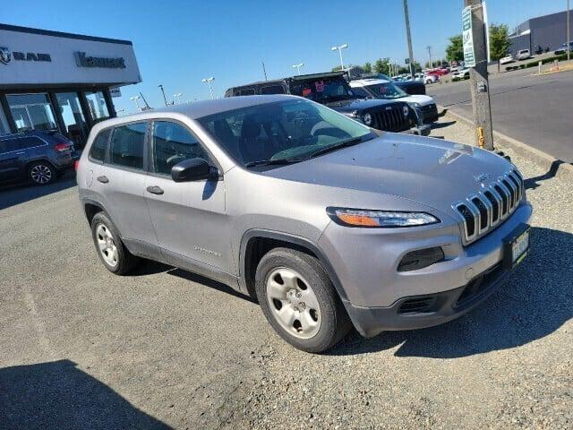 2015 Jeep Cherokee Sport