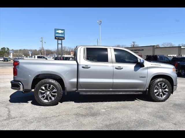 2023 Chevrolet Silverado 1500 2WD Crew Cab Short Bed LT