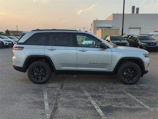 2024 Jeep Grand Cherokee GRAND CHEROKEE ALTITUDE 4X4