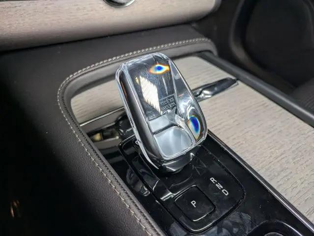 2025 Volvo XC90 B6 Ultra