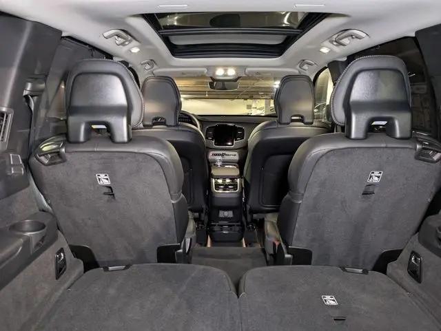2025 Volvo XC90 B6 Ultra