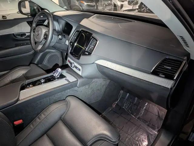2025 Volvo XC90 B6 Ultra