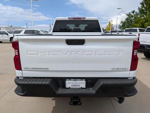 2024 Chevrolet Silverado 2500HD Custom