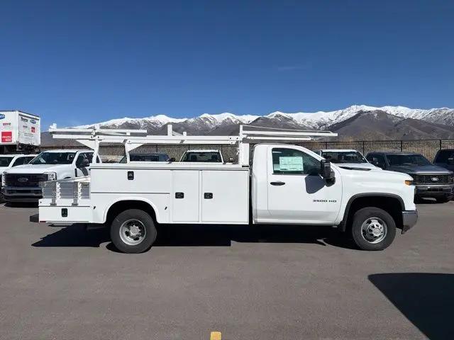 2024 Chevrolet Silverado 3500HD CC Work Truck