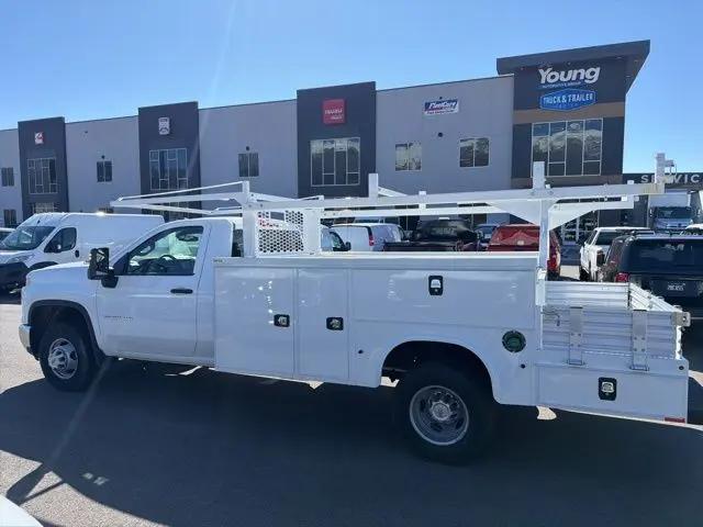 2024 Chevrolet Silverado 3500HD CC Work Truck