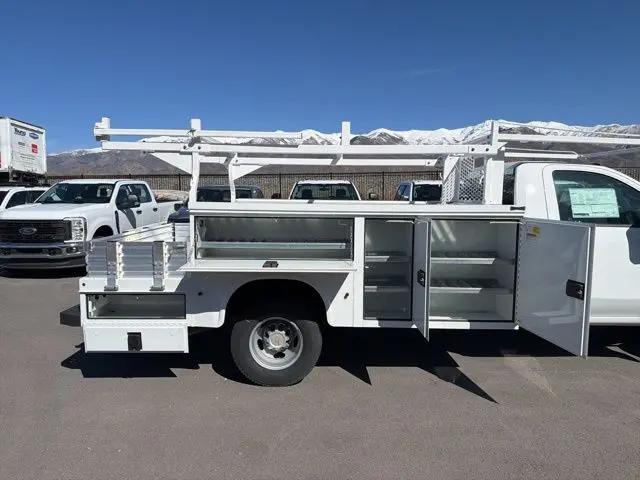 2024 Chevrolet Silverado 3500HD CC Work Truck