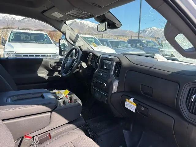 2024 Chevrolet Silverado 3500HD CC Work Truck