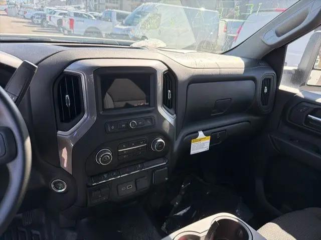 2024 Chevrolet Silverado 3500HD CC Work Truck