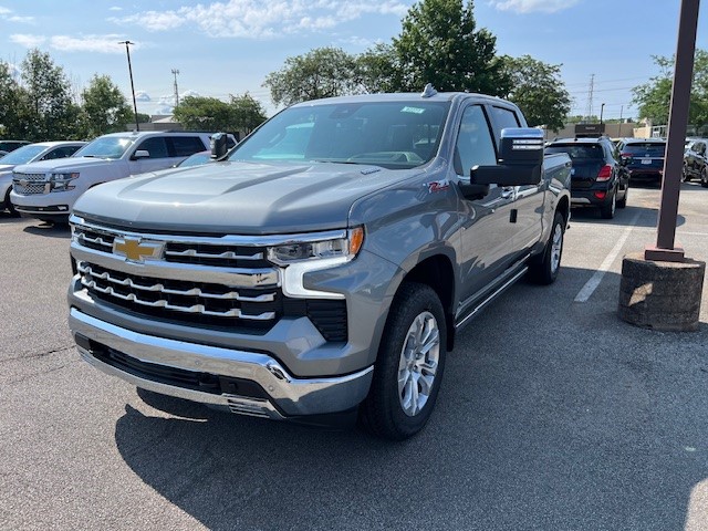 2024 Chevrolet Silverado 1500 4WD Crew Cab Short Bed LTZ