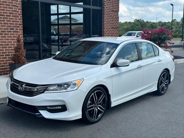 Used 2017 Honda Civic Sedan 4d Lx I4 Ratings Values Reviews And Awards 9145