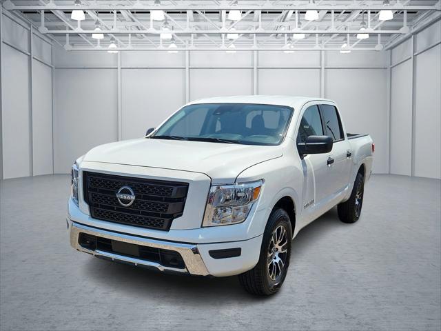 2023 Nissan TITAN Crew Cab SV 4x4