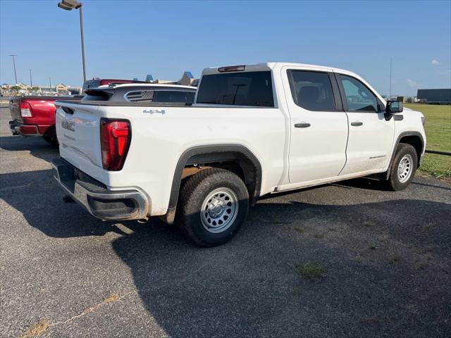 2022 GMC Sierra 1500 4WD Crew Cab Short Box Pro