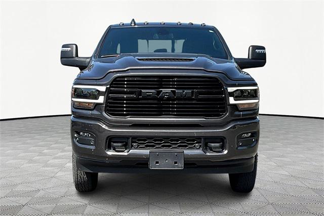 2024 RAM 3500 Laramie Crew Cab 4x4 8 Box