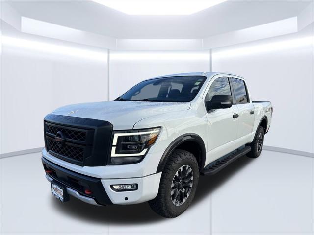 2020 Nissan TITAN Crew Cab PRO-4X 4x4