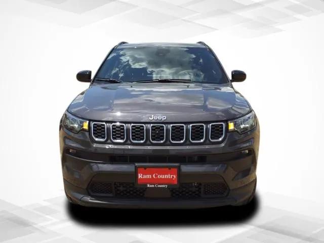 2024 Jeep Compass Latitude Lux FWD