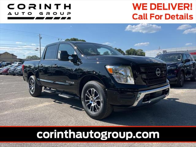 2024 Nissan TITAN Crew Cab SV 4x4