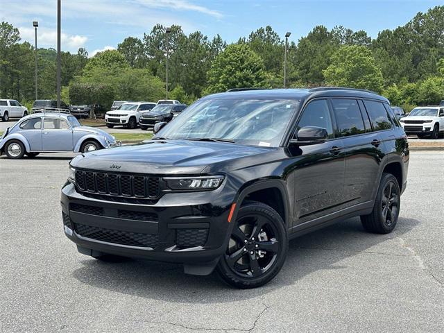 2023 Jeep Grand Cherokee L Altitude 4x2