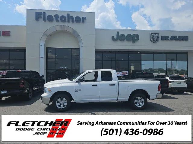 2024 RAM Ram 1500 Classic RAM 1500 CLASSIC TRADESMAN QUAD CAB 4X4 64 BOX