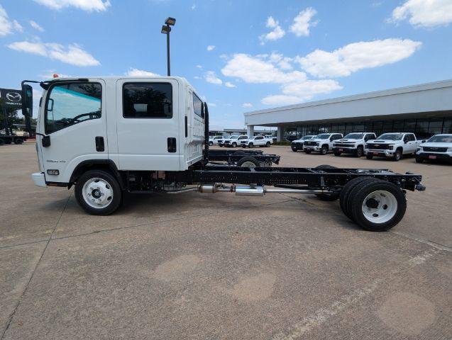 2025 Chevrolet 5500 Work Truck