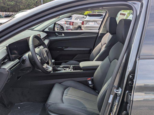 2025 Kia K5 EX