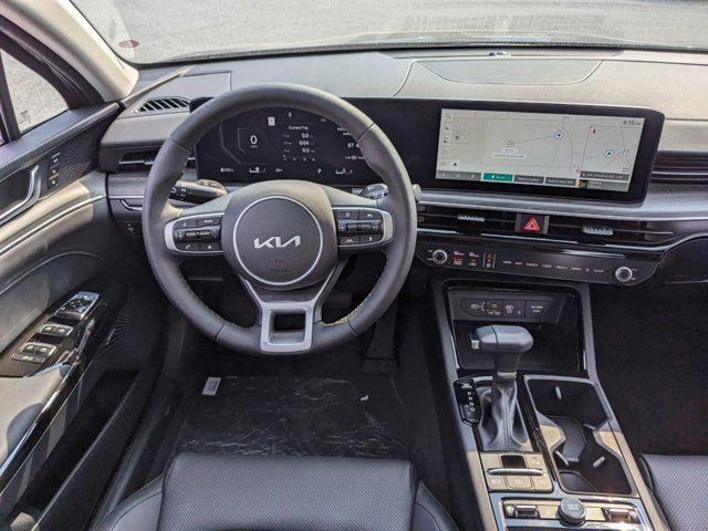 2025 Kia K5 EX