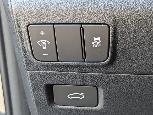 2025 Kia K5 EX