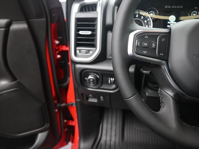 2025 RAM Ram 1500 RAM 1500 LONE STAR CREW CAB 4X4 57 BOX