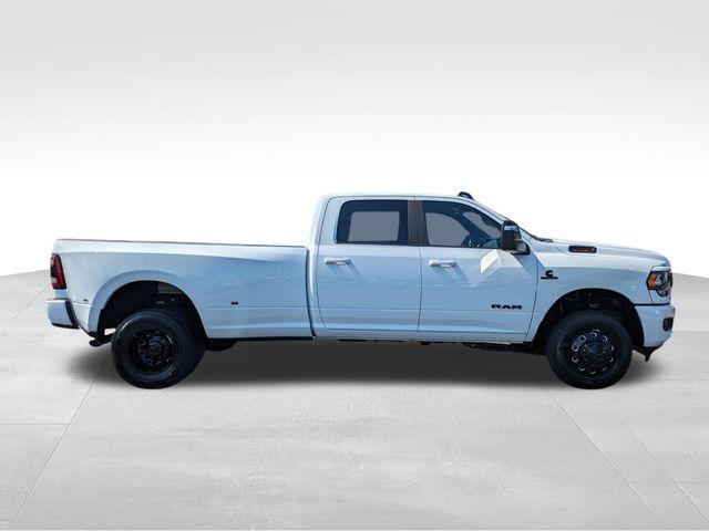 2024 RAM Ram 3500 RAM 3500 BIG HORN CREW CAB 4X4 8 BOX