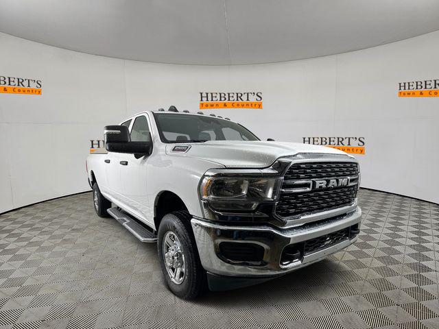 2024 RAM Ram 2500 RAM 2500 TRADESMAN CREW CAB 4X4 8 BOX