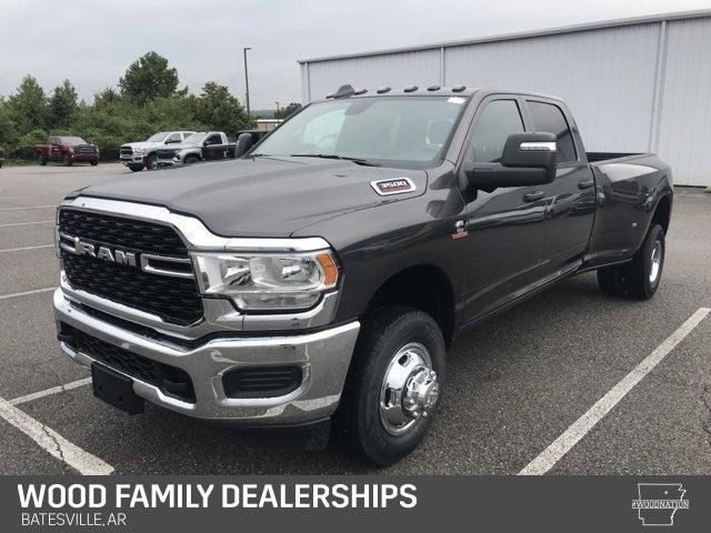 2024 RAM Ram 3500 RAM 3500 TRADESMAN CREW CAB 4X4 8 BOX