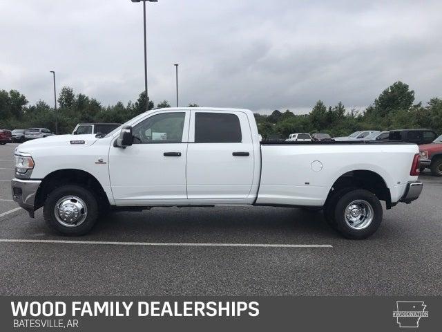 2024 RAM Ram 3500 RAM 3500 TRADESMAN CREW CAB 4X4 8 BOX