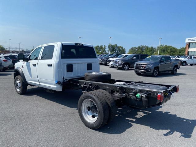 2024 RAM Ram 5500 Chassis Cab RAM 5500 TRADESMAN CHASSIS CREW CAB 4X4 60 CA