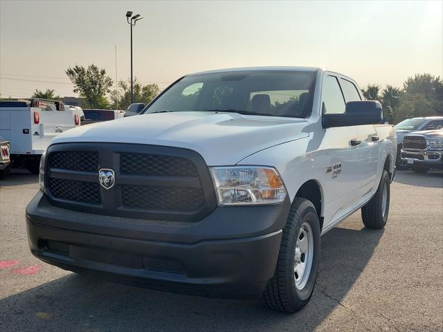 2024 RAM Ram 1500 Classic RAM 1500 CLASSIC TRADESMAN CREW CAB 4X4 57 BOX