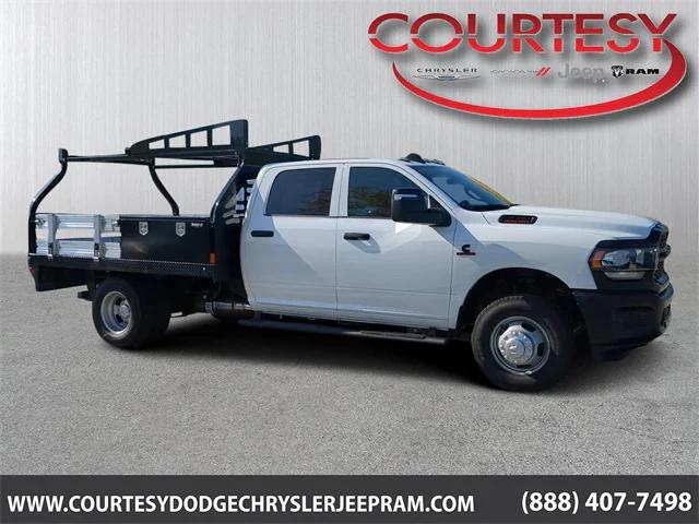 2024 RAM Ram 3500 Chassis Cab RAM 3500 TRADESMAN CREW CAB CHASSIS 4X4 60 CA